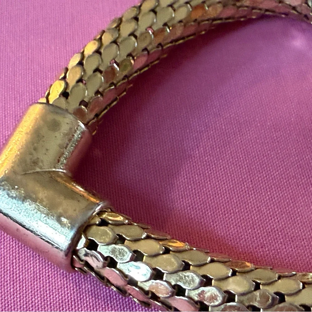 Vintage Whiting & Davis Gold Tone Mesh Heart Keychain Key‎ Ring Fob